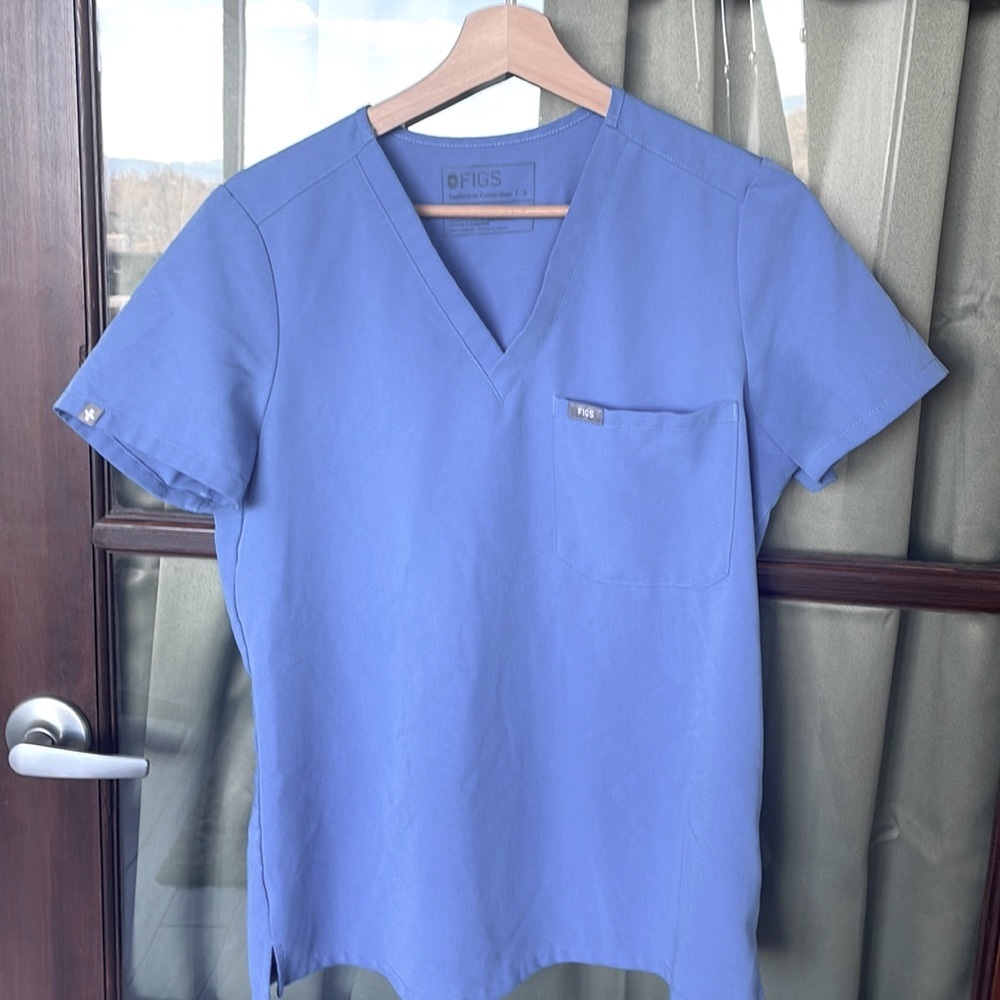 Figs Catarina One-pocket scrub top